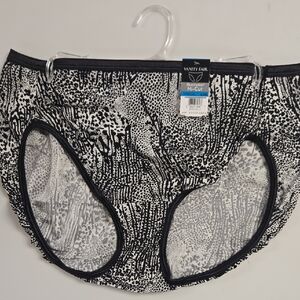 Vanity Fair Black & White Printed Hi-Cut Panty